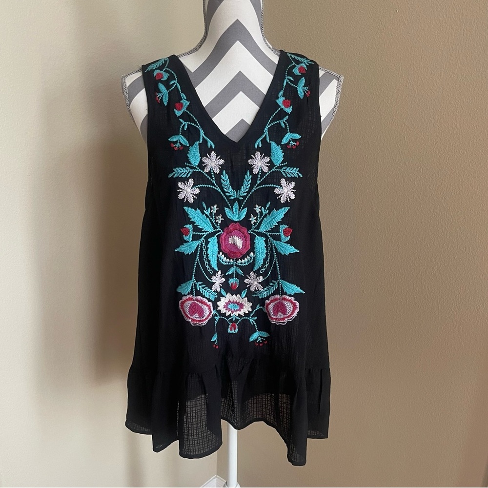 Entro Black Floral Embroidered Sheer Blouse for Layering - Size: Large